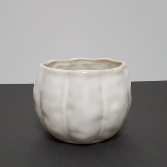 NEW RARE Williams Sonoma White Sculptural Pumpkin Mug 21 OZ Stoneware - Picture 5 of 7